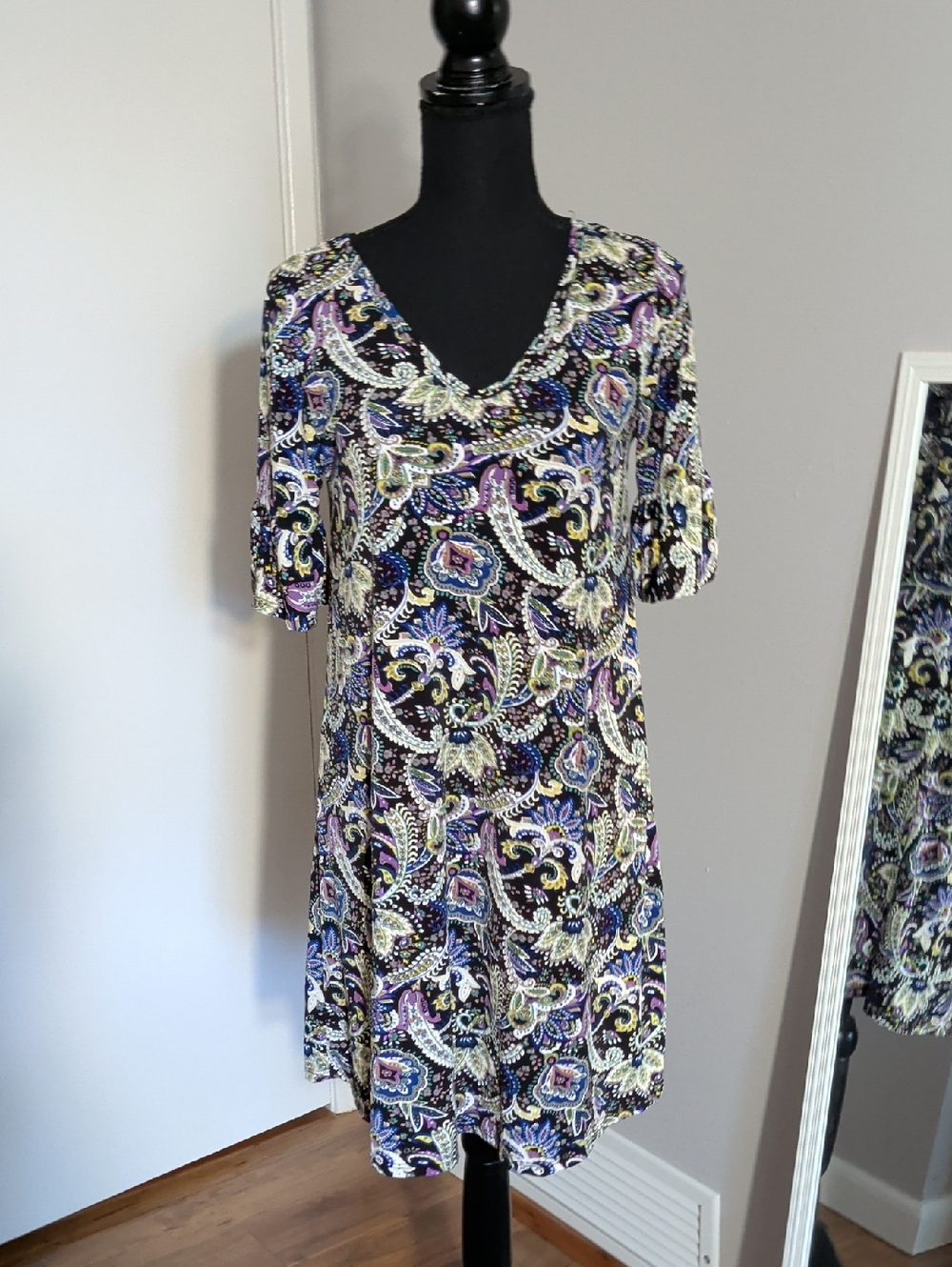 SJS V-Neck Paisley Mini Dress in Black, Purple and Blue